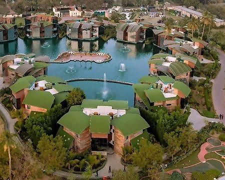 Neonz Resort & Club Ānand Eksteriør bilde