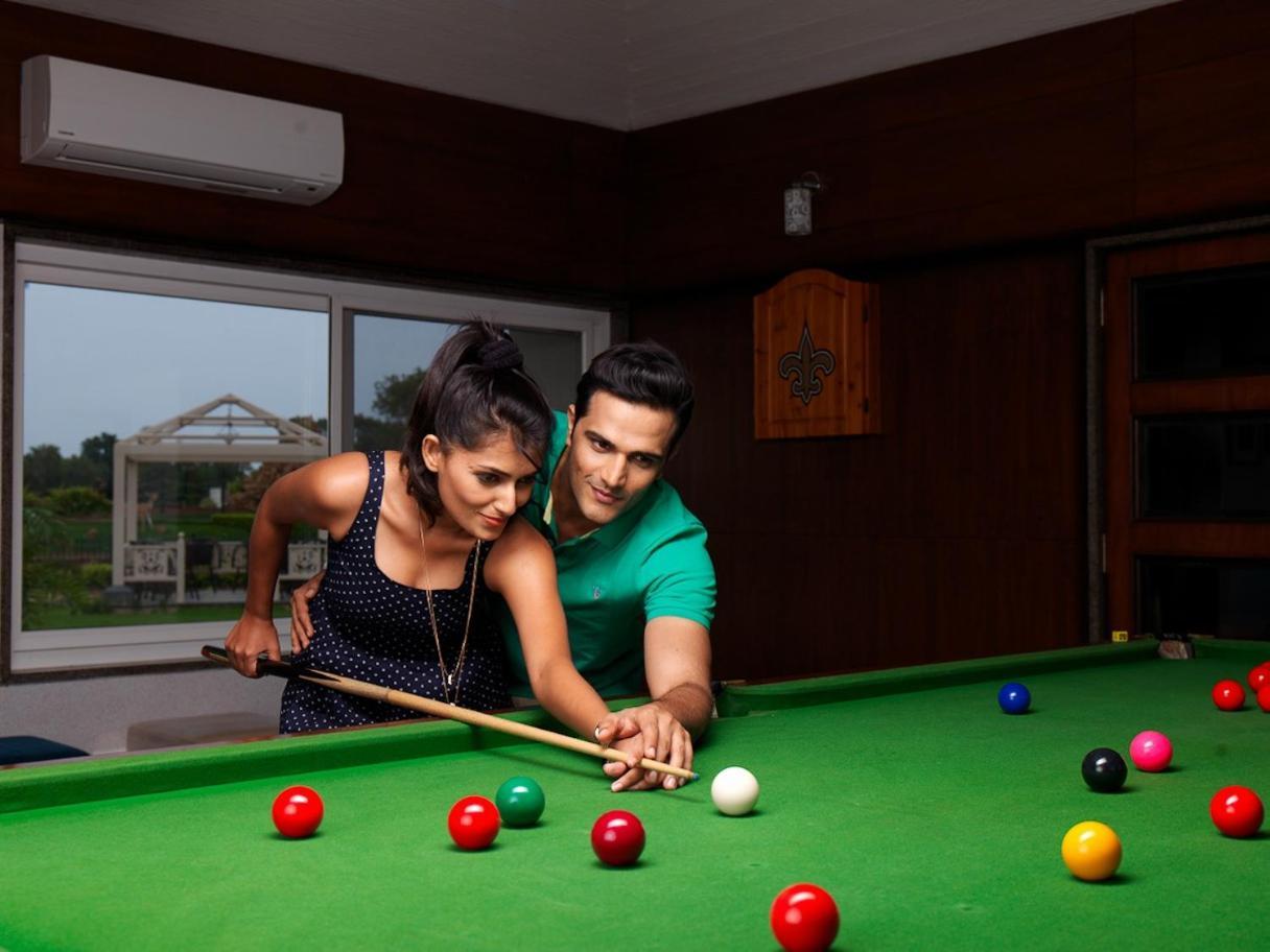 Neonz Resort & Club Ānand Eksteriør bilde