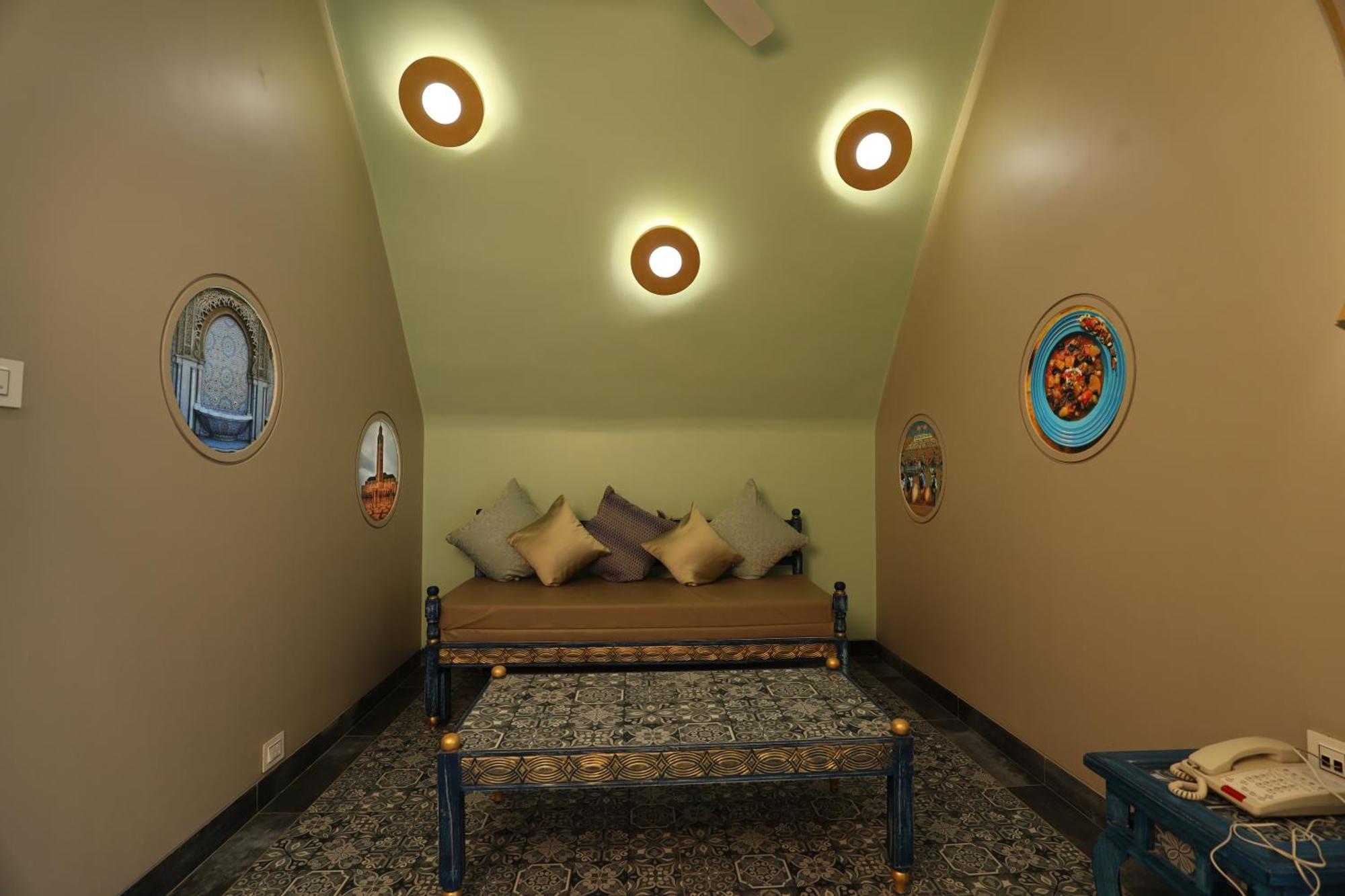 Neonz Resort & Club Ānand Eksteriør bilde