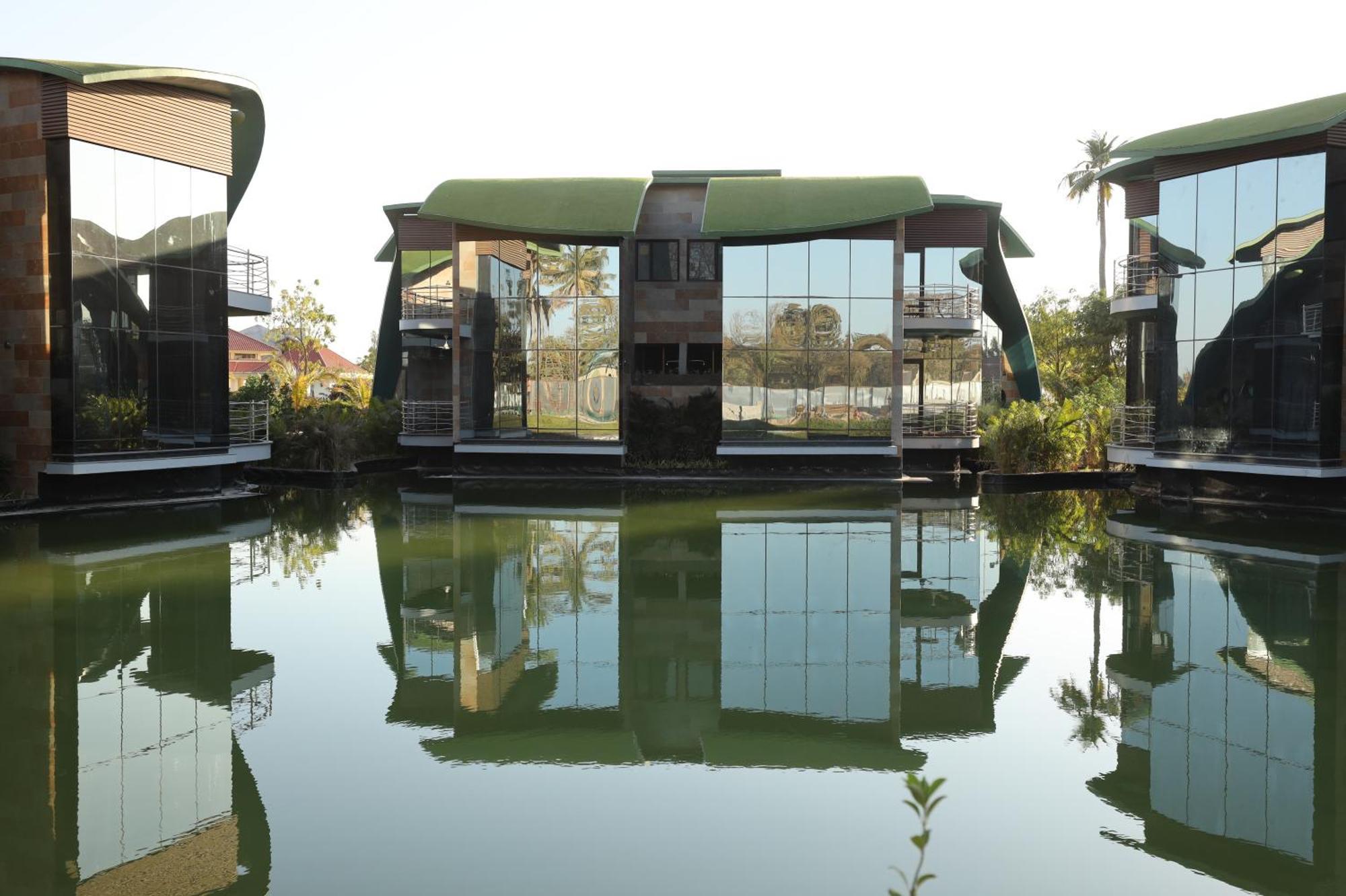 Neonz Resort & Club Ānand Eksteriør bilde